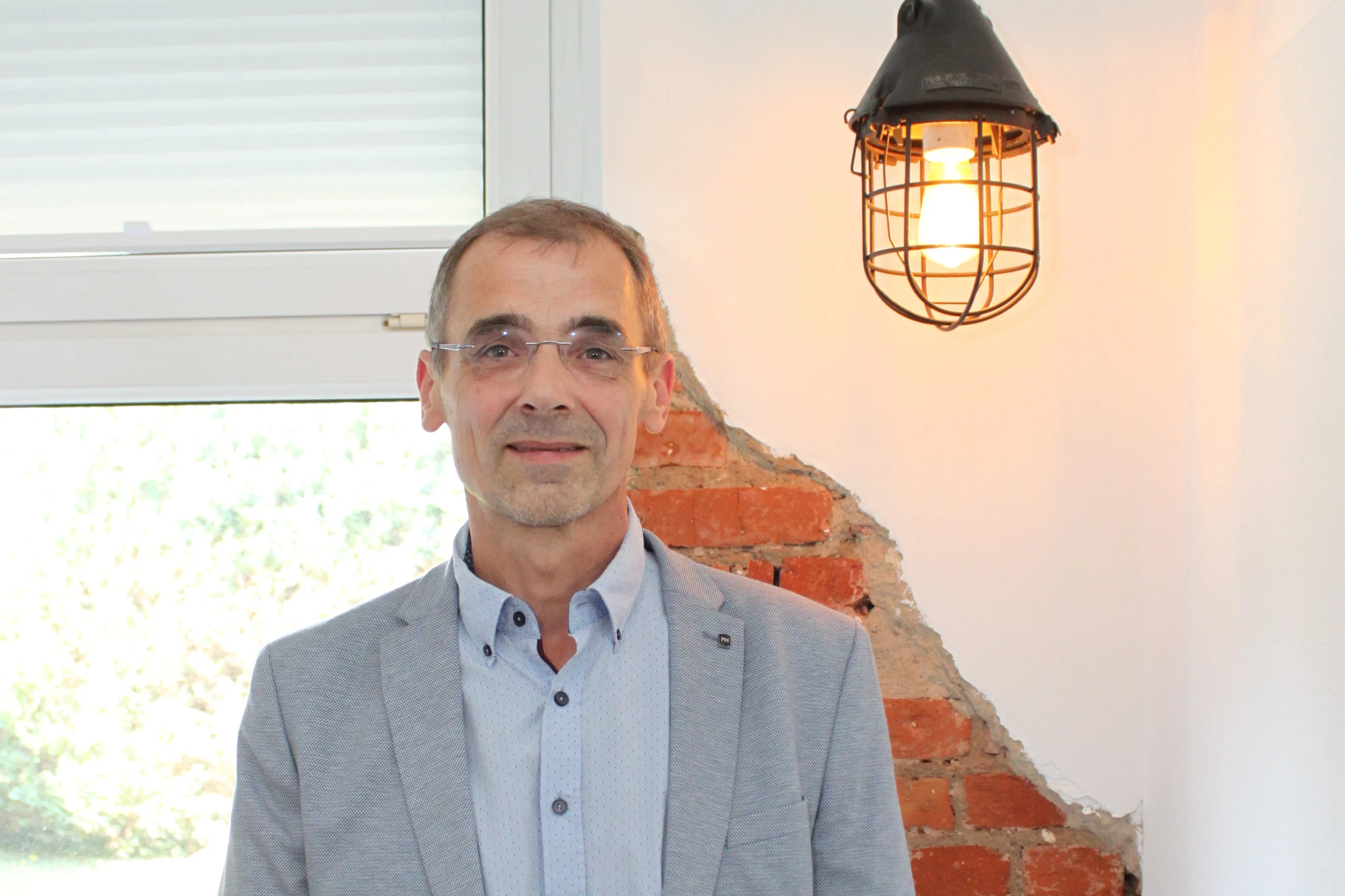 Portrait von Dr. Roman Kubetschek